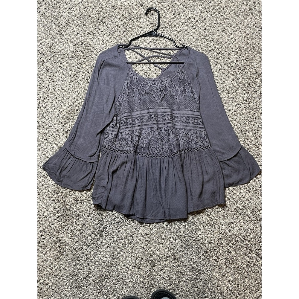 Weavers Boho Gray Lace Bell Sleeve Fairycore Peplum Top